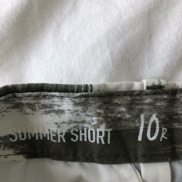 Green/ white shorts - Picture 3 of 3